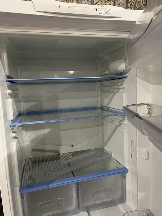 Продается холодильник