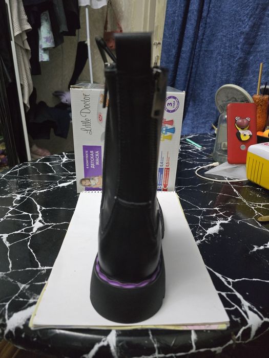 Сапоги кожаные новые.