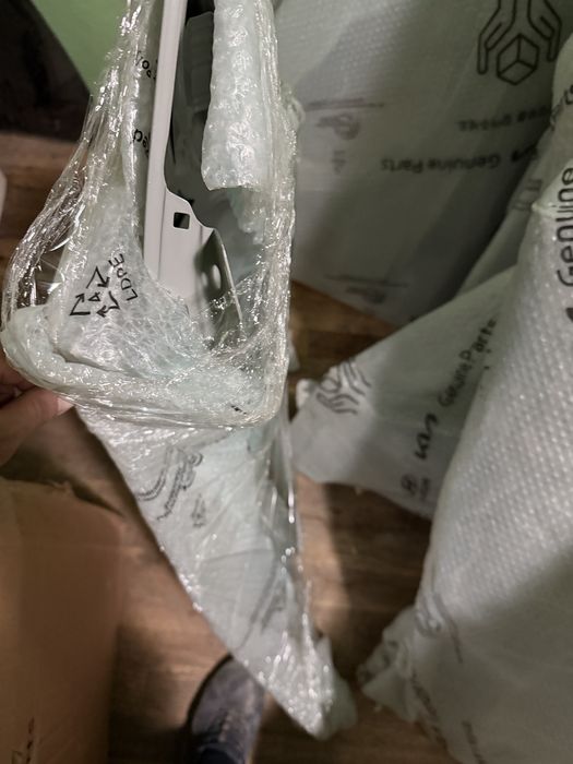 Крыло заднее соната оригинал новый