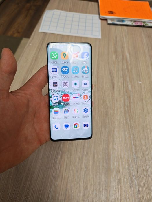 Vând Motorola Edge 40 Neo