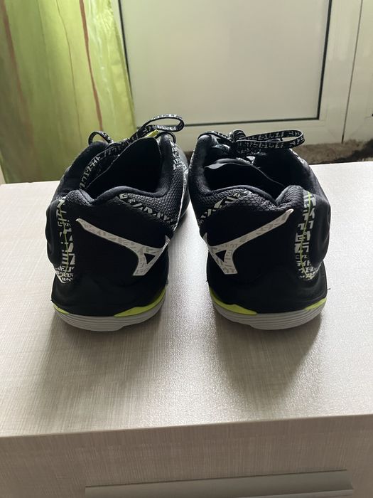 Маратонки Mizuno,42 номер