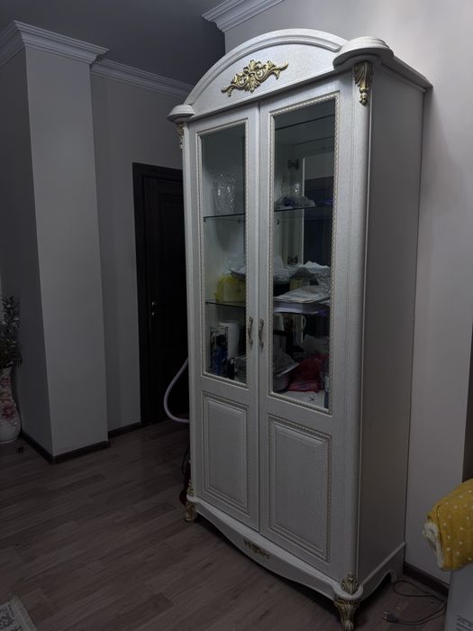 Сервант для зала