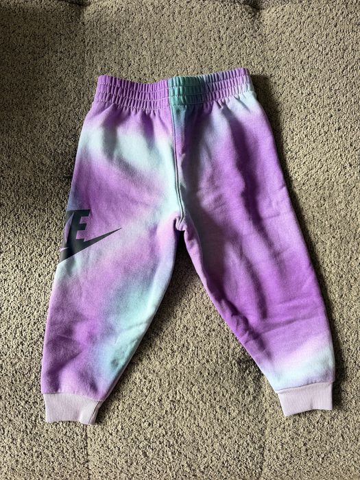 Детско спортно долнище Nike Kids Solarized Fleece Pant