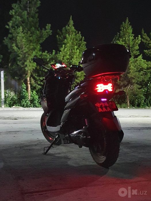 Avtomat sport rejimli sukuter sotiladi