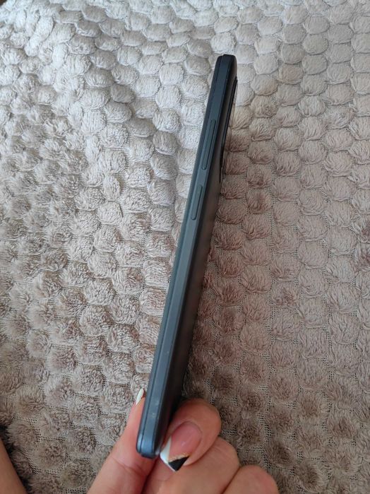 Телефон Redmi 12