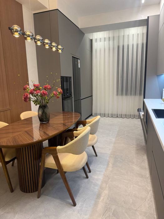 Евро кв ЖК “Kamron Palace”  3/3/10 90квадрат гидромедцентр