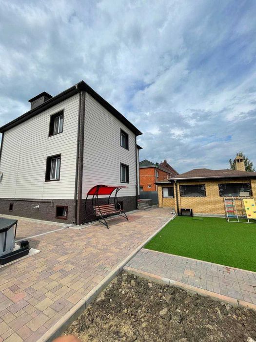 Продажа 2-этажного дома