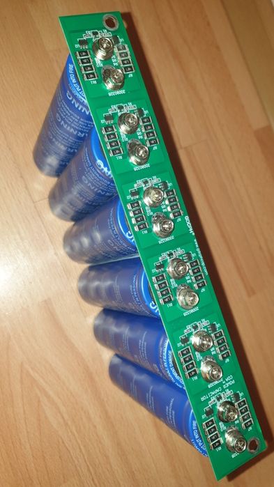 Vand   6 buc de 2.5v  1500F NOI,  balansare supercondensatori pornire