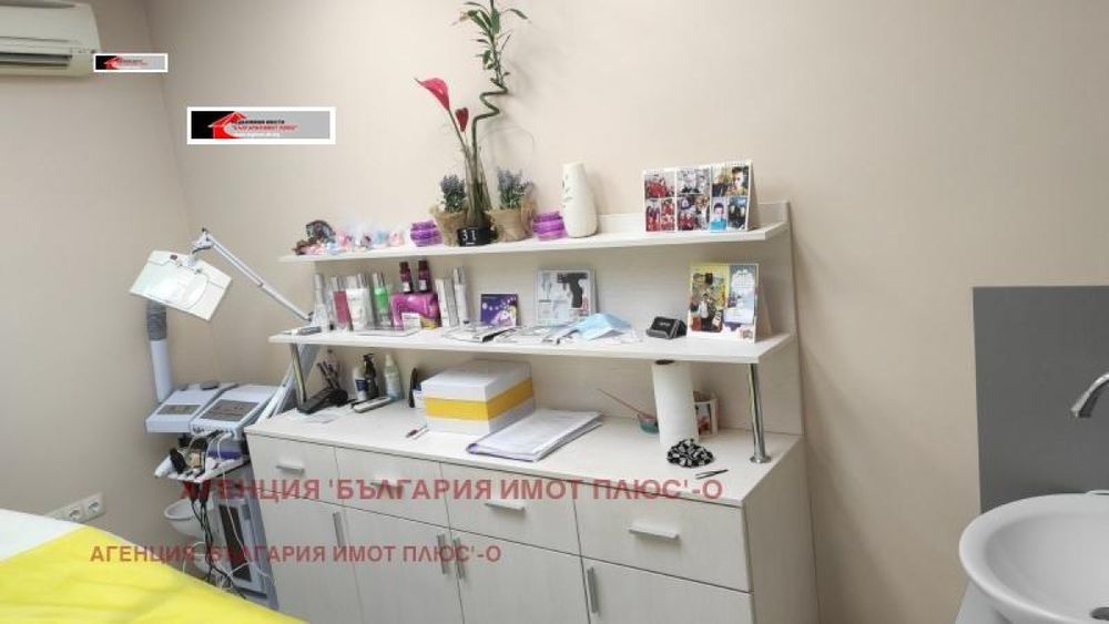 Дава се под наем Офис в София, НПЗ Изток - 35 кв.м за 459 € - Снимка #9