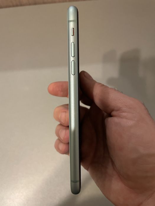 De vanzare Iphone 11 blue,