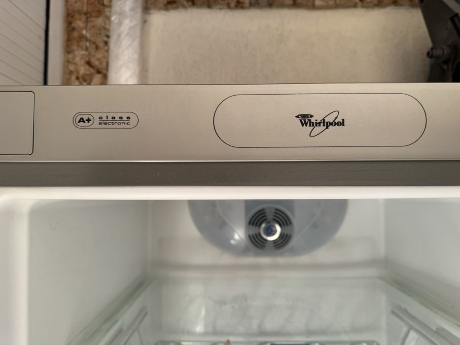 Combina frigorifica Whirlpool