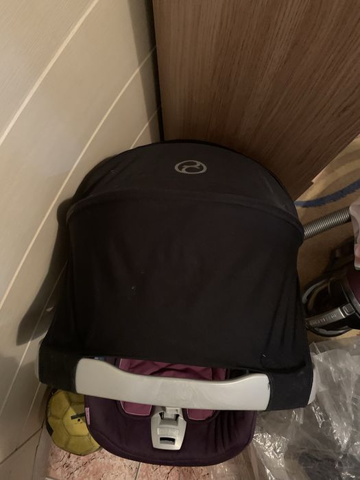 Продам автокресло CYBEX