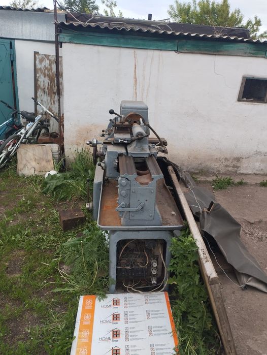 Токарный станок.