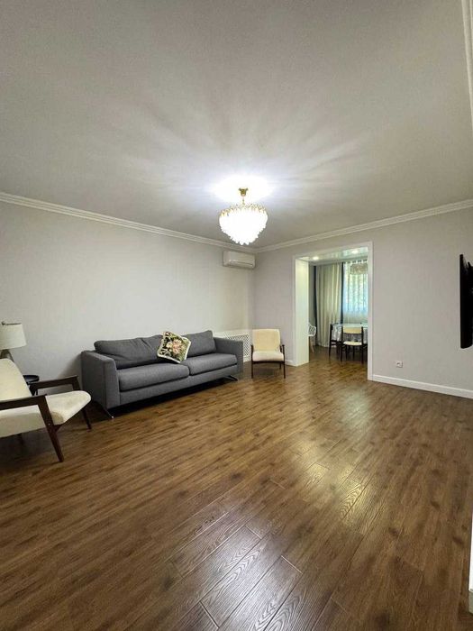 R7 Сдаётся квартира 2/3/4 на МАКСИМА ГОРЬКОГО ор-р KFC!