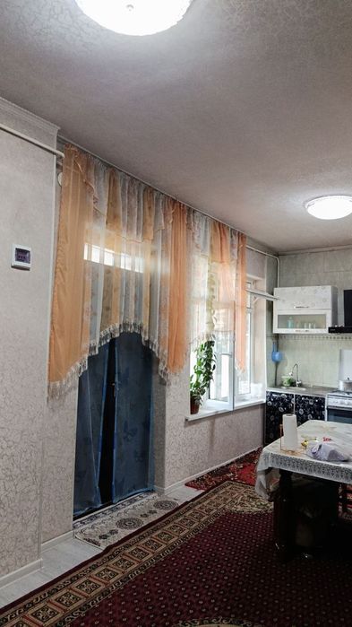 Келесда уй сотилади 2 сотик 5 хона нархи 75000$ келишамиз