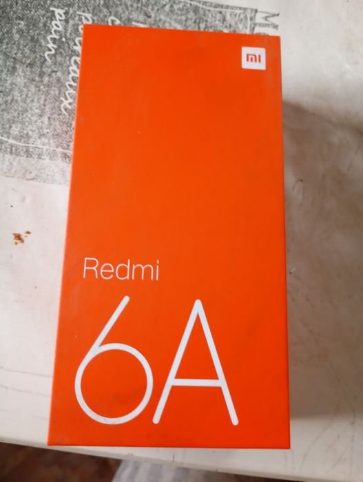 На запчасти смартфон  Xiaomi Redmi 6A
