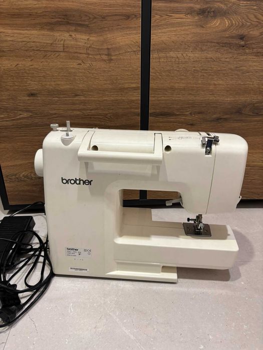 Шевна машина Brther xl5011