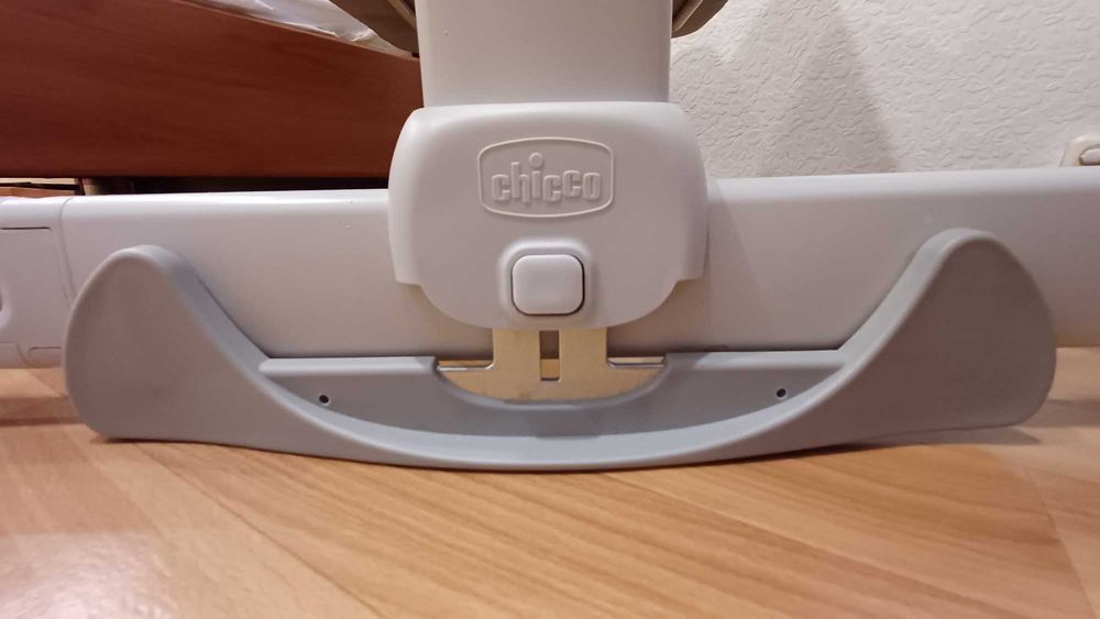 Детская кроватка CHICCO