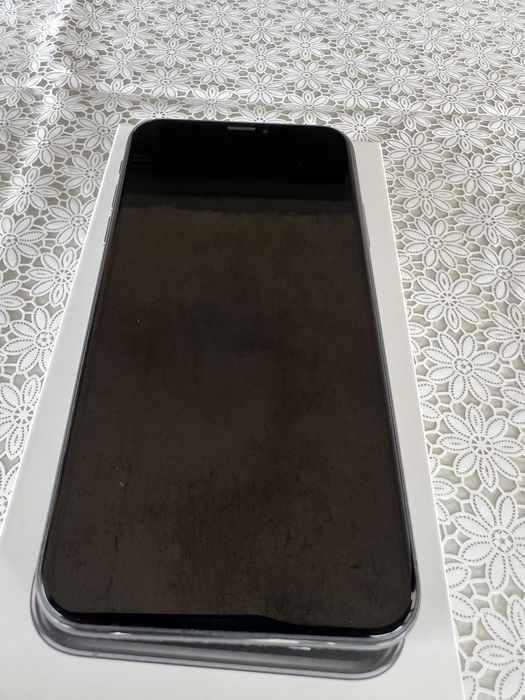 IPhone X, 256GB цвят Black