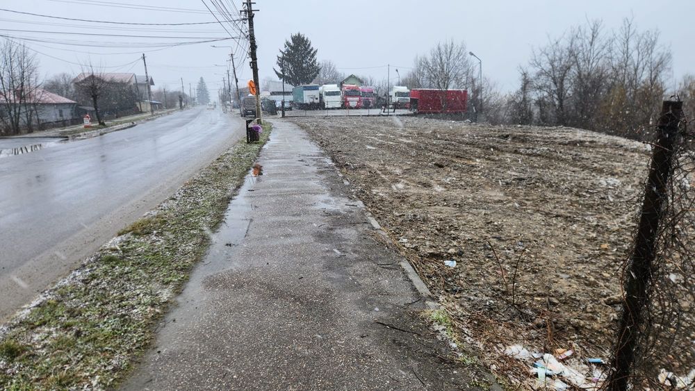 De vânzare teren intravilan în pucioasa. Deschidere la DN de 46,1m