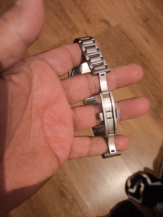 Наручные часы женские