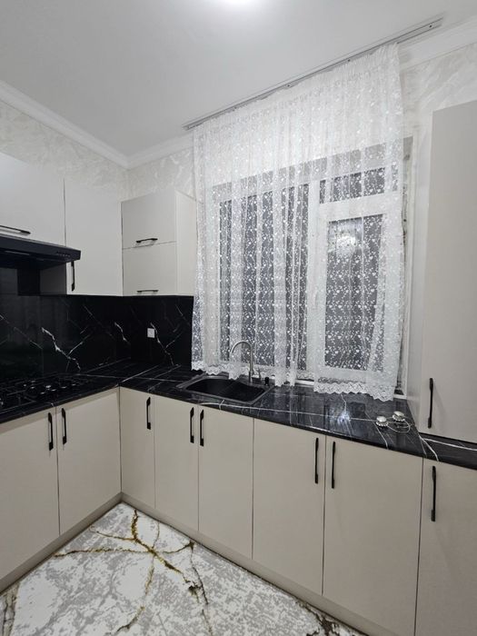 Продается 3 ком. Квартира на 1 этаже ор. Фемили парк