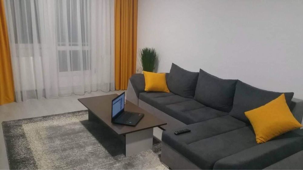 Inchiriez apartament Targu Mures incepand cu 1 Martie