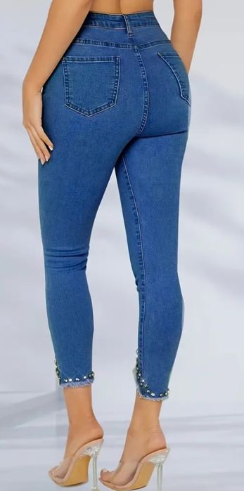 Джинсы 9000тг 58р