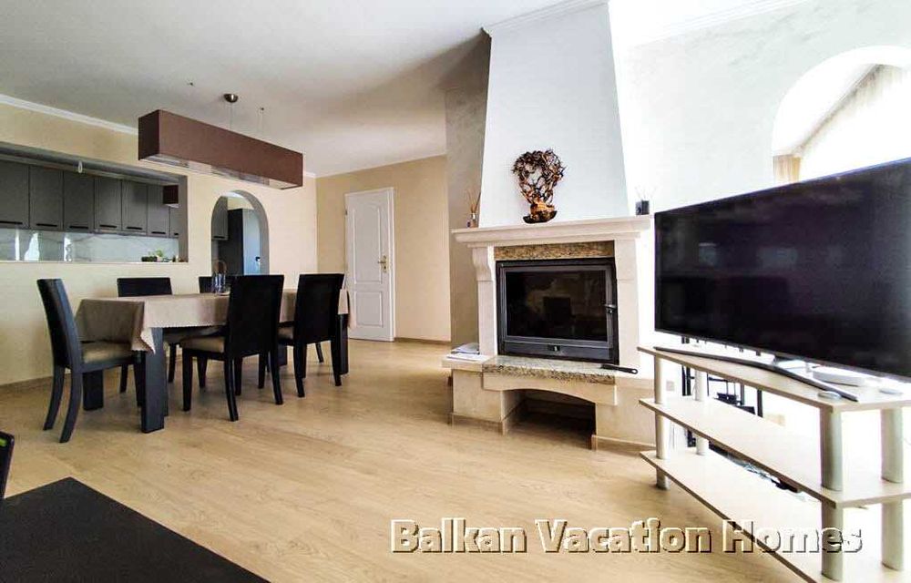 Продава се Къща в с. Юнец, Област Варна - 254 кв.м за 562 €/кв.м - Снимка #2