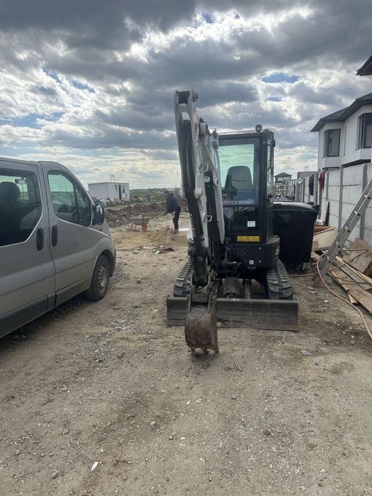 Buldoexcavator,Bobcat,Miniexcavator de inchiriat