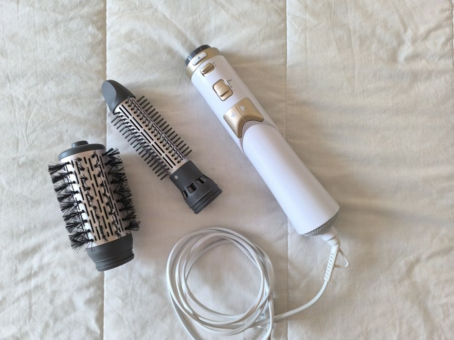 Philips Електрическа четка за коса