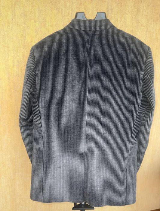 Sacou reiat gri Hugo Boss - mărime 54