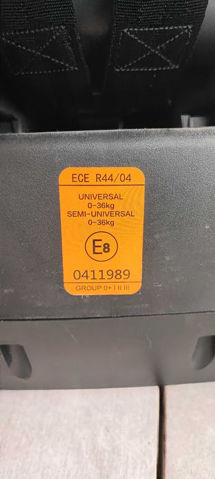 Scaun auto bebelusi