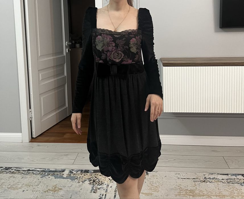 Продам платье за 5000 тенге