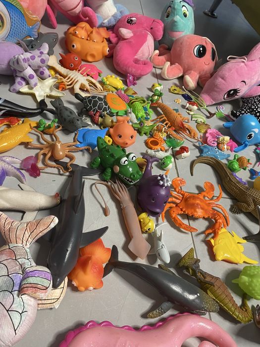 Figurine acvatice, plusuri, robo fish