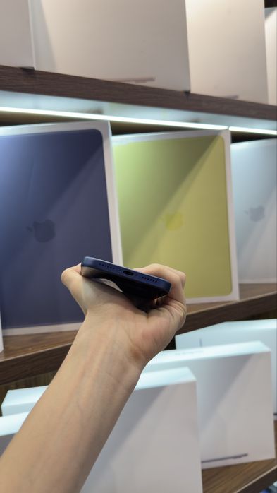iphone 17 pro max naxtka