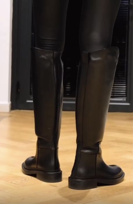 Сапоги новые черные