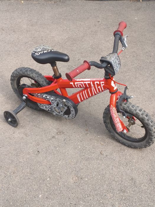 Велосипед детский 4 колесный