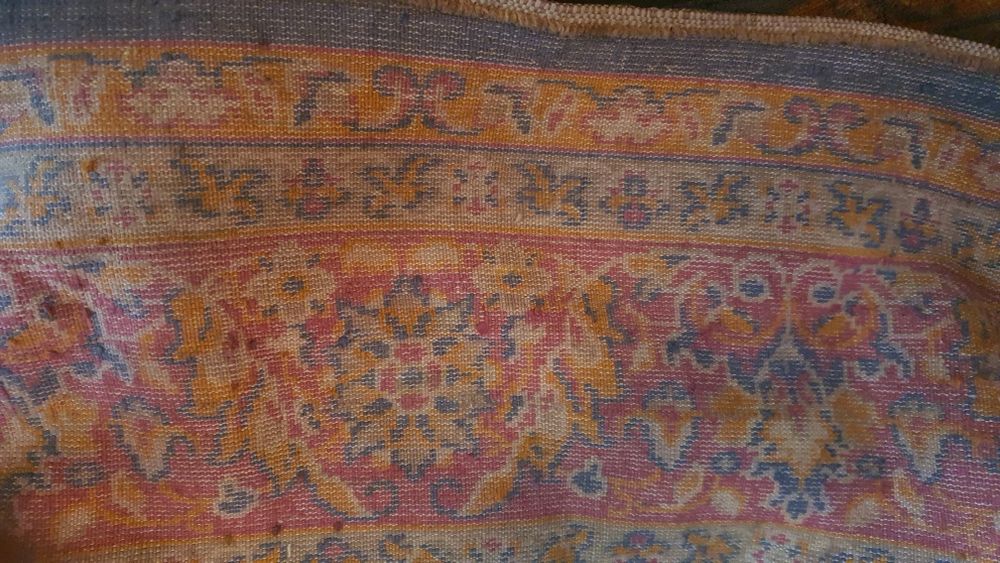 Vind Covor Persan antic deosebit