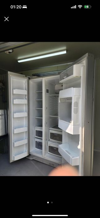 Холодильник двух дверный LG Dios