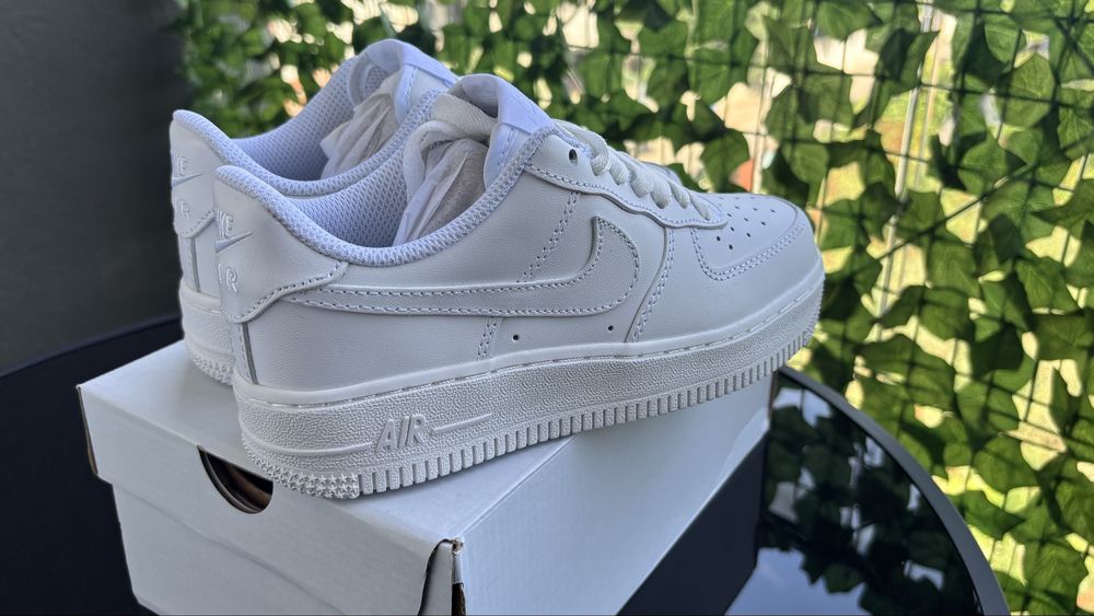 Nike Air Force 1 - marimea 40