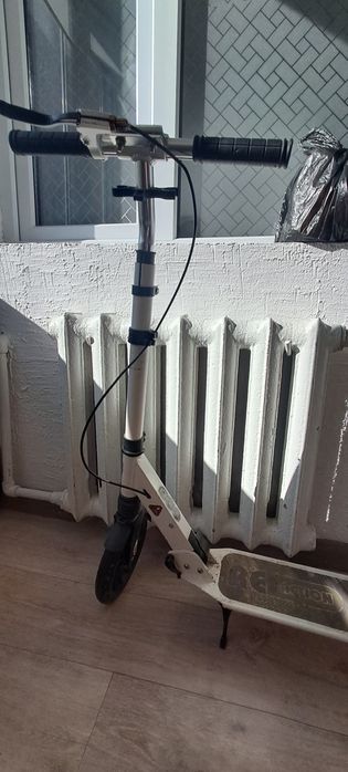 Продам 2 самоката