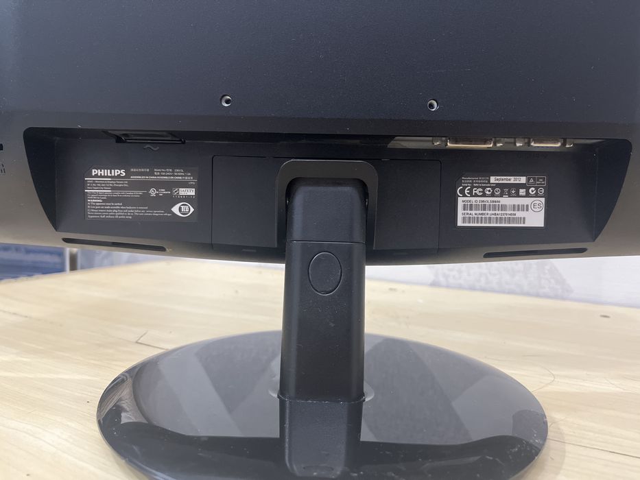 Монитор Philips 60гц