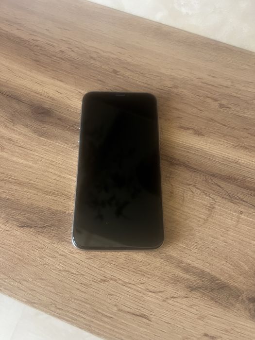 Телефон Iphone 10 белый 256Гб б/у