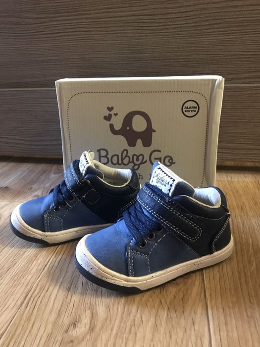 Супер модные и качественные полуботинки для мальчика