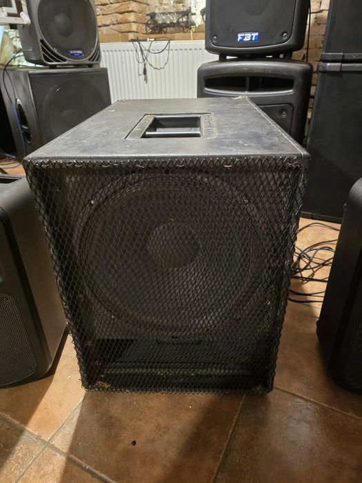 1 Boxa pasiva Yamaha CM15V/Hk lucas/Alto macro2400/Omnitronic P1500