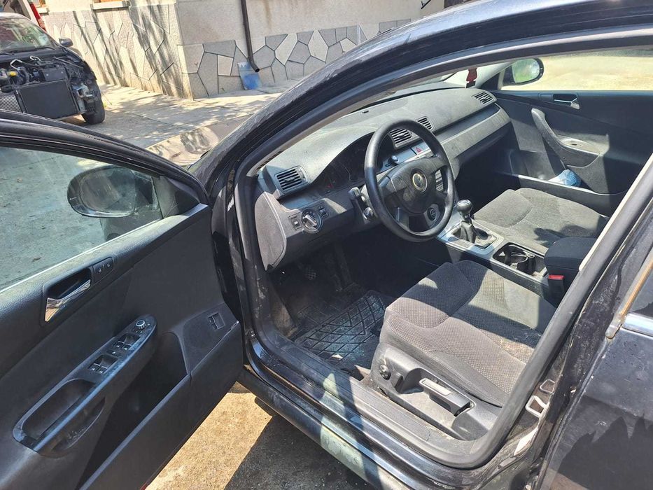 Volkswagen Passat 2.0 TDI 2006 Usor avariat