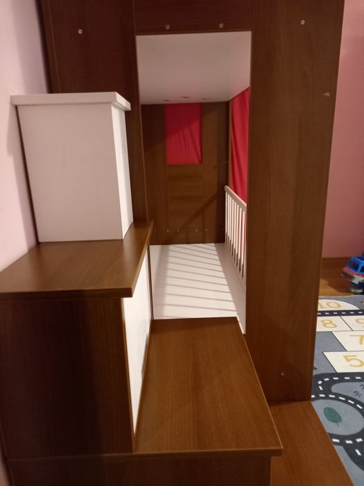 Двуетажно  легло