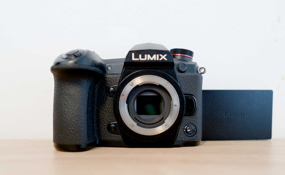 Panasonic Lumix DC-G9 · 50.000 Declanșări · 3 Baterii + Încărcător