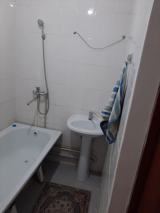 1 бөлмелі пәтер жалға беріледі